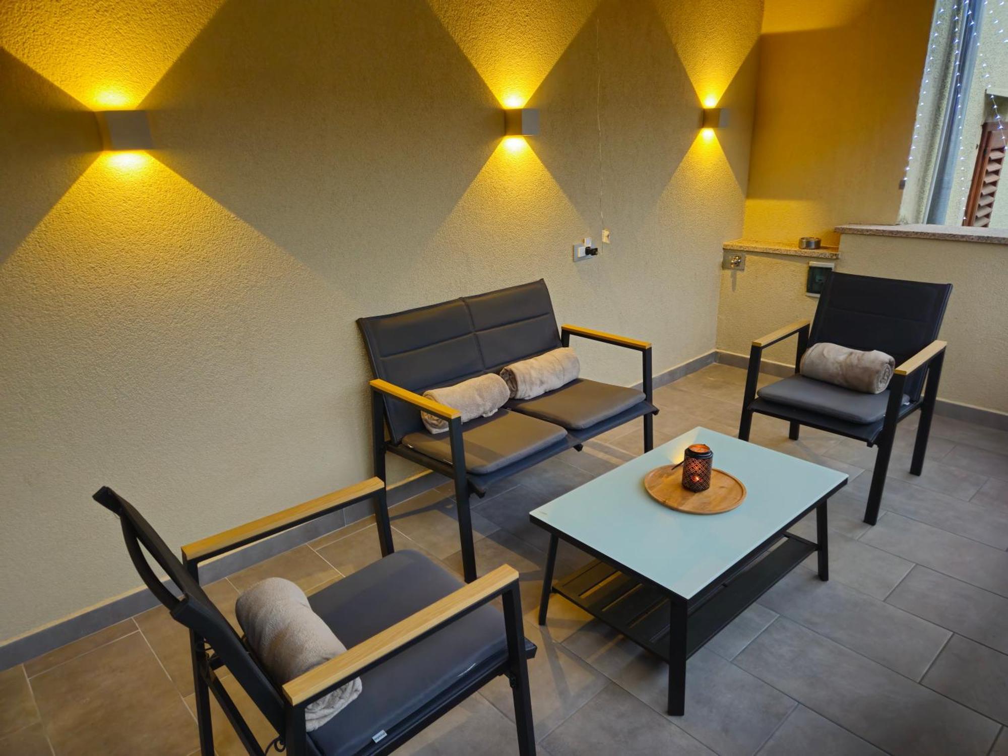 Rnr Apartament *